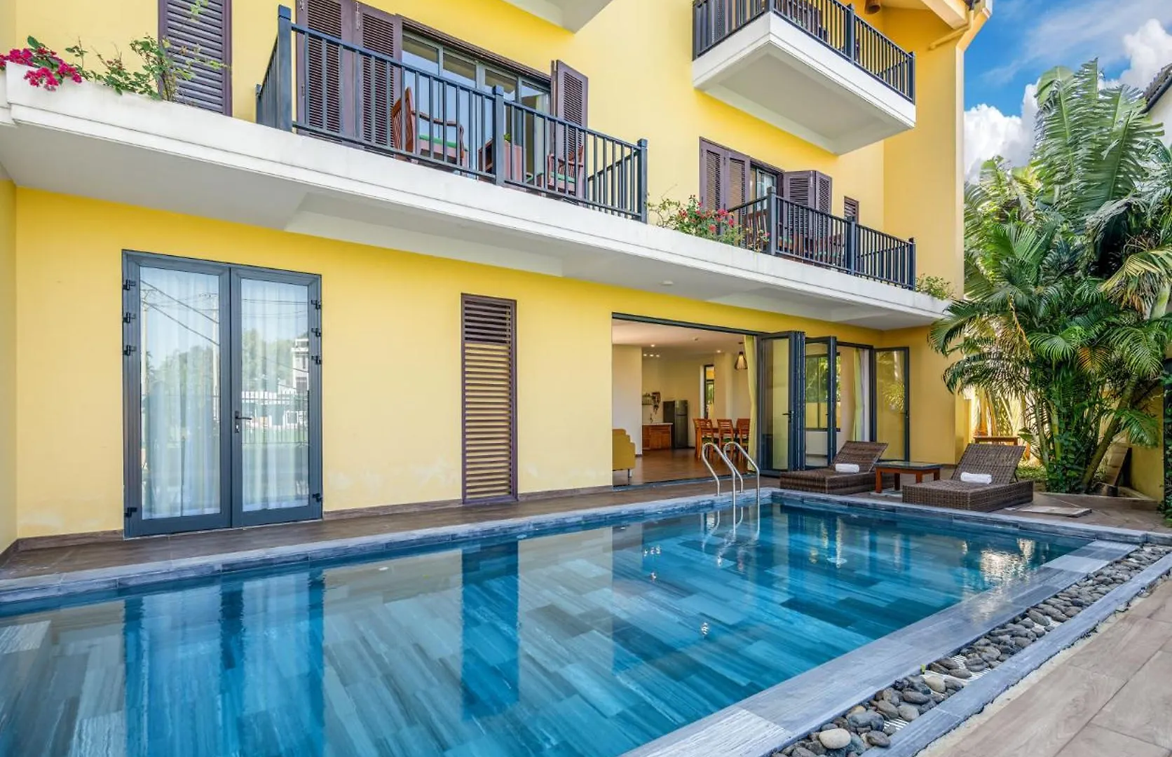 Palm Retreat Villas & Spa 会安 公寓